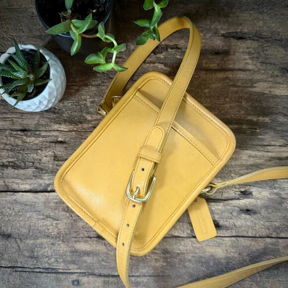 Vintage Coach Kit Bag 9973 – Yellow Leather – Made in USA – Crossbody Satchel - Picture 1 of 8